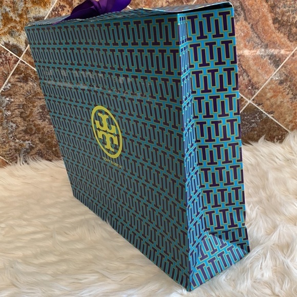 Designer Tory Burch Blue Purple and Green Paper Shopping Bag with Bow - Picture 5 of 9